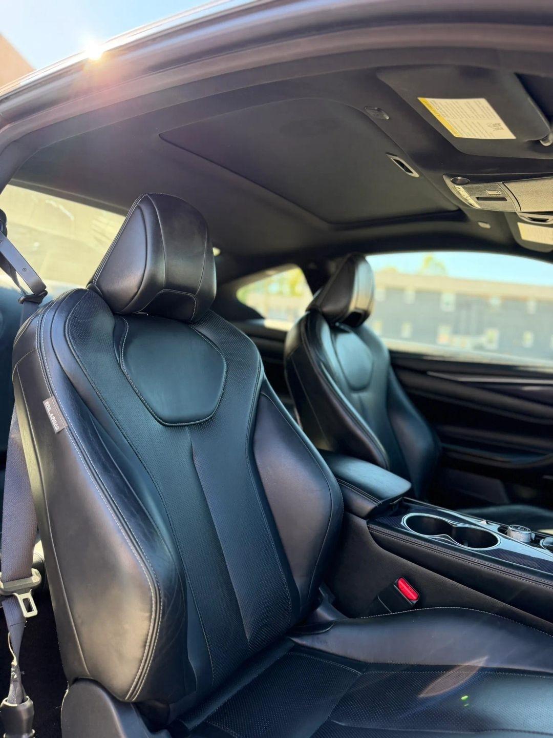 Infiniti Q60 Red Sport 400 AWD 2017