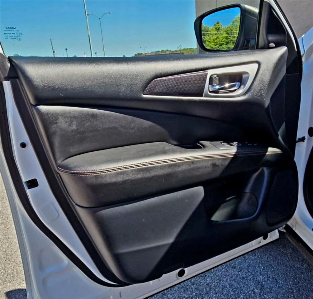 Nissan Pathfinder FWD SV 2020