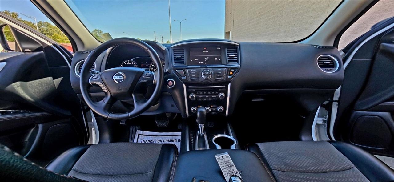 Nissan Pathfinder FWD SV 2020