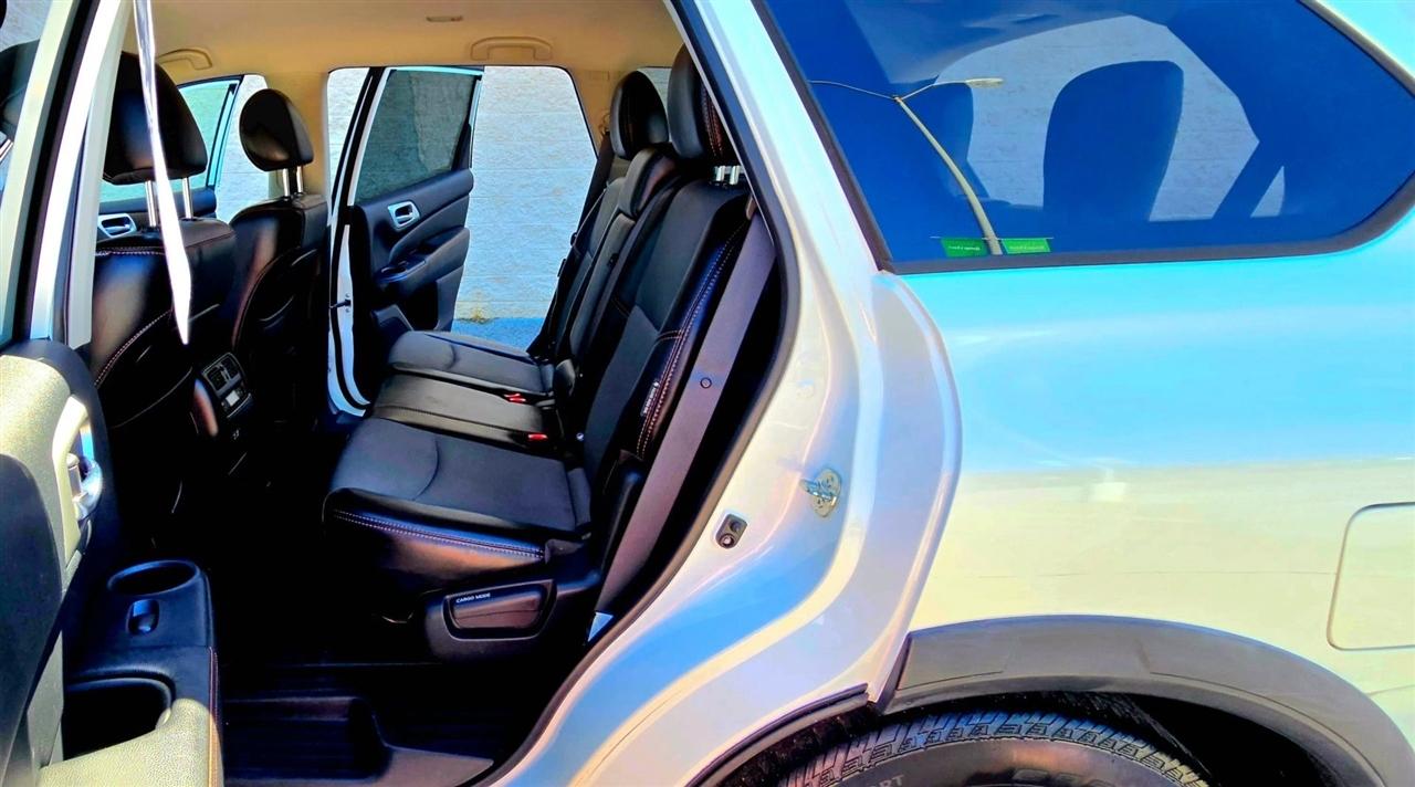 Nissan Pathfinder FWD SV 2020