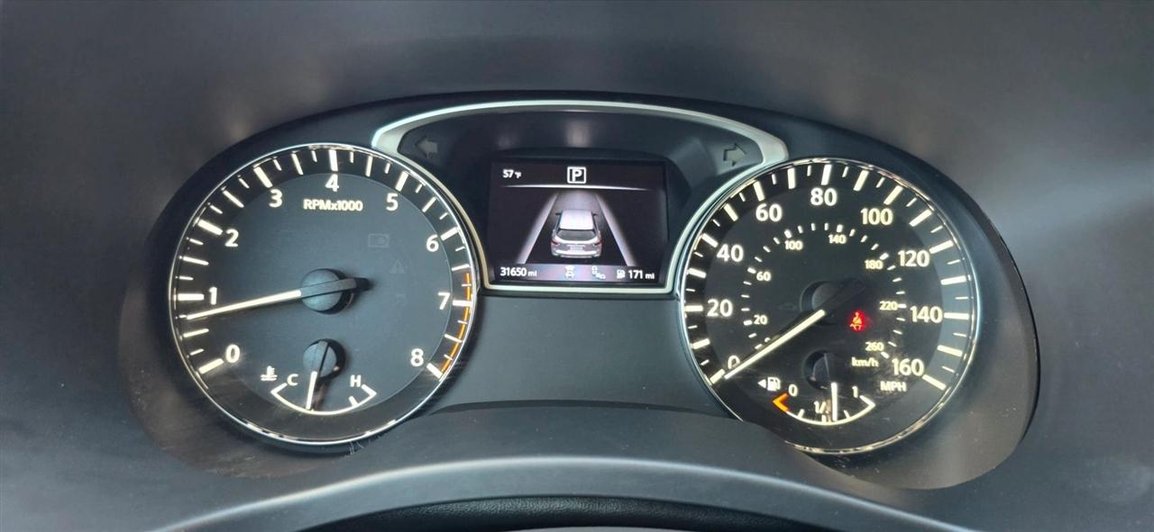 Nissan Pathfinder FWD SV 2020