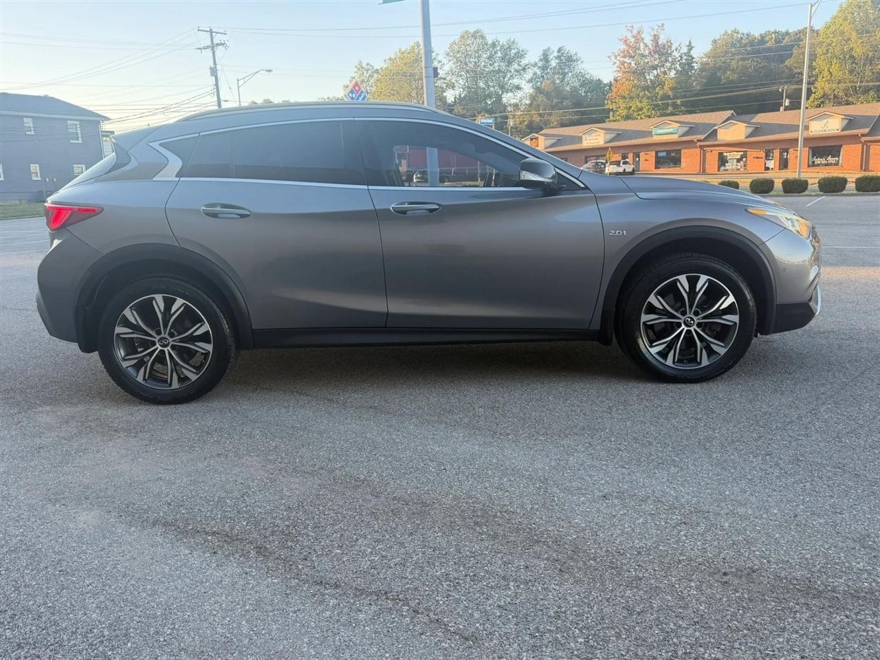 Infiniti QX30 Premium AWD *Ltd Avail* 2017