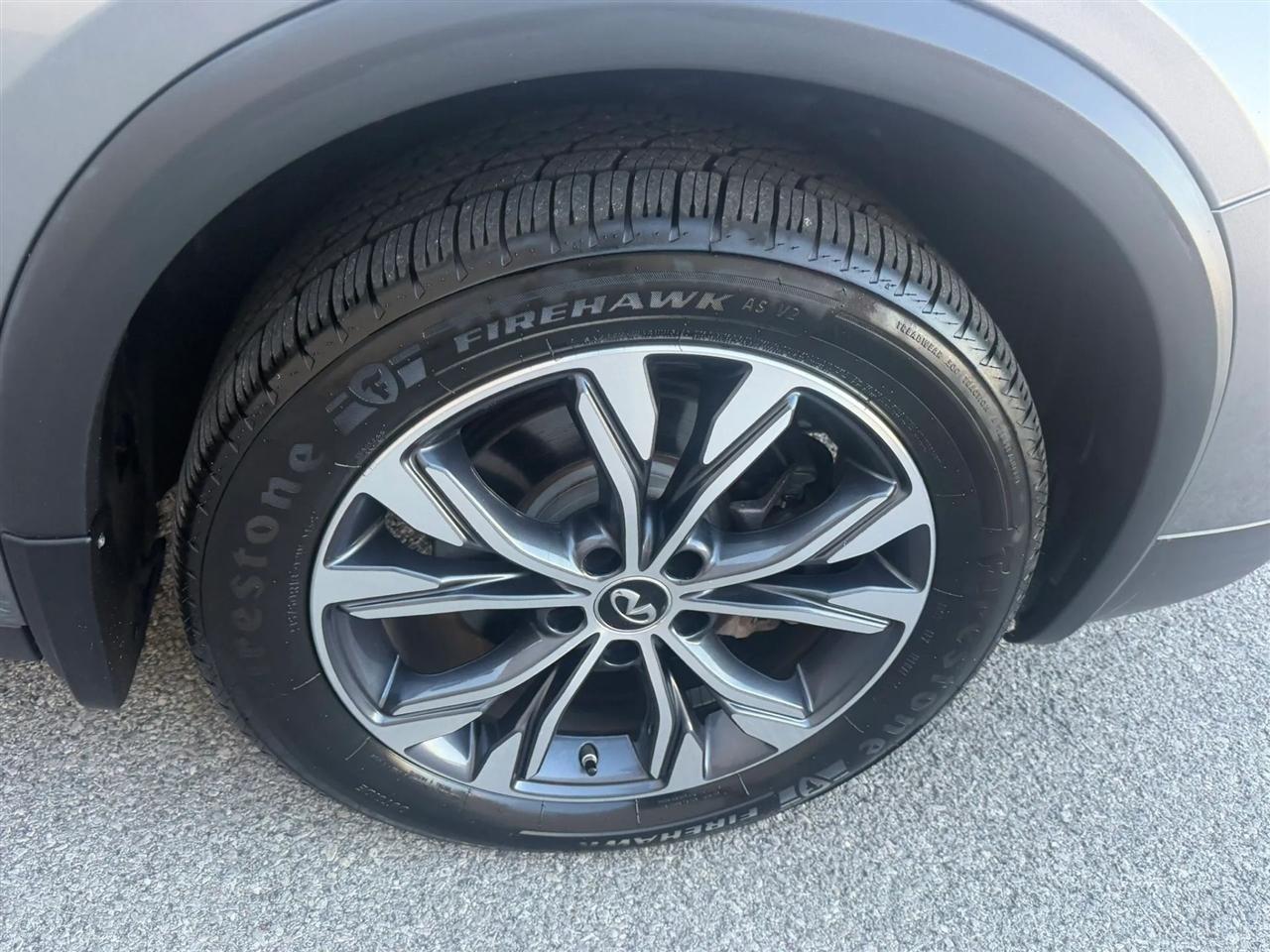 Infiniti QX30 Premium AWD *Ltd Avail* 2017
