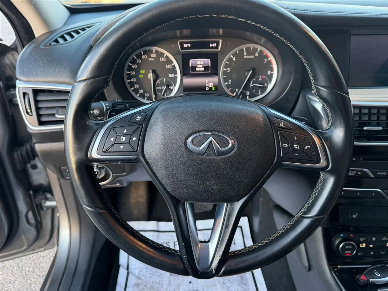 Infiniti QX30 Premium AWD *Ltd Avail* 2017