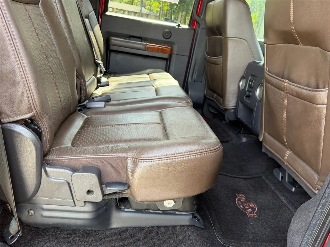 Ford Super Duty F-250 SRW 4WD Crew Cab 172" Platinum 2015