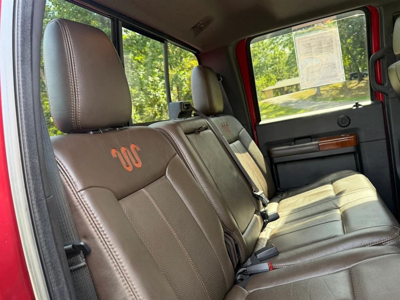Ford Super Duty F-250 SRW 4WD Crew Cab 172" Platinum 2015