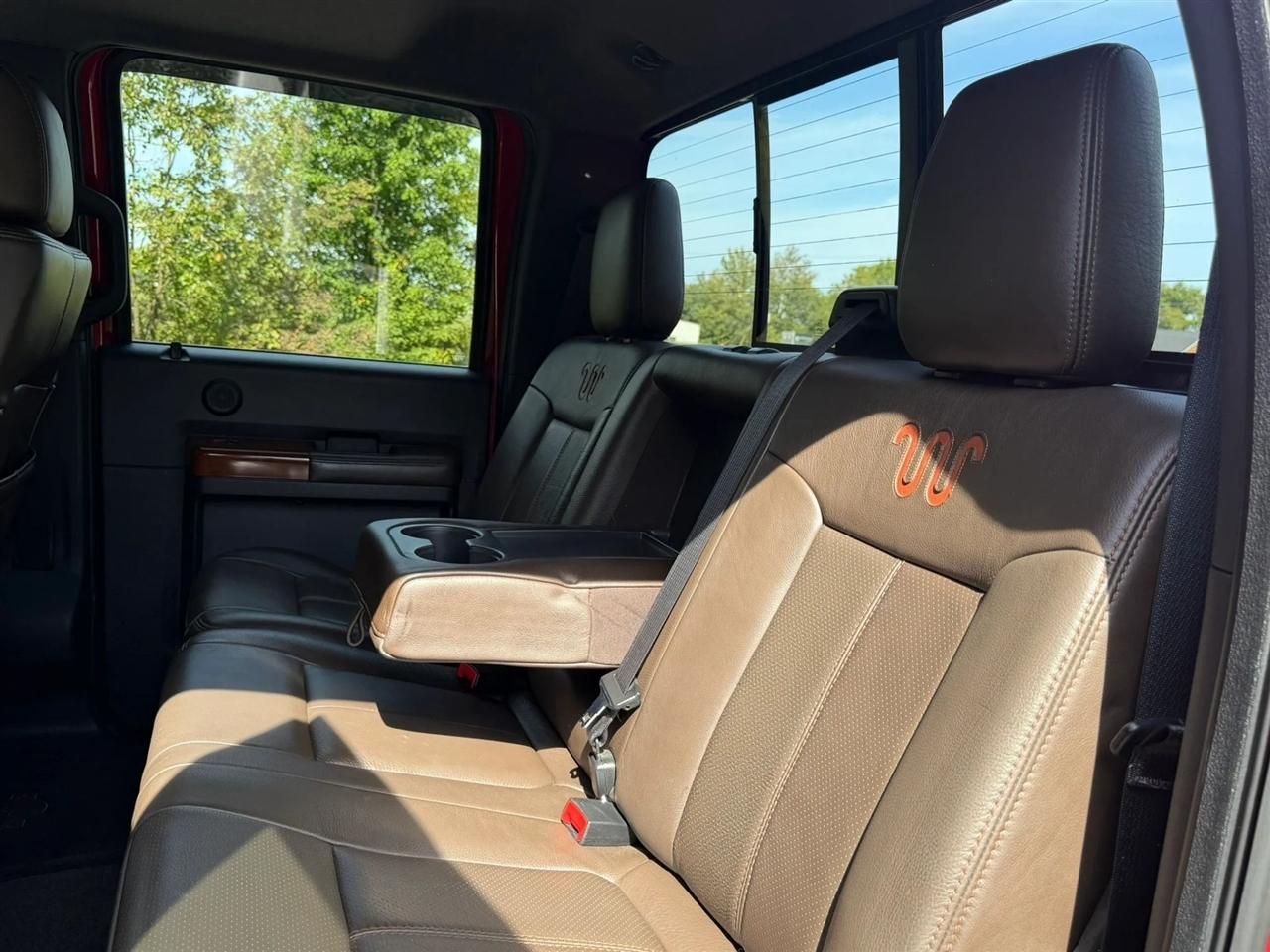 Ford Super Duty F-250 SRW 4WD Crew Cab 172" Platinum 2015