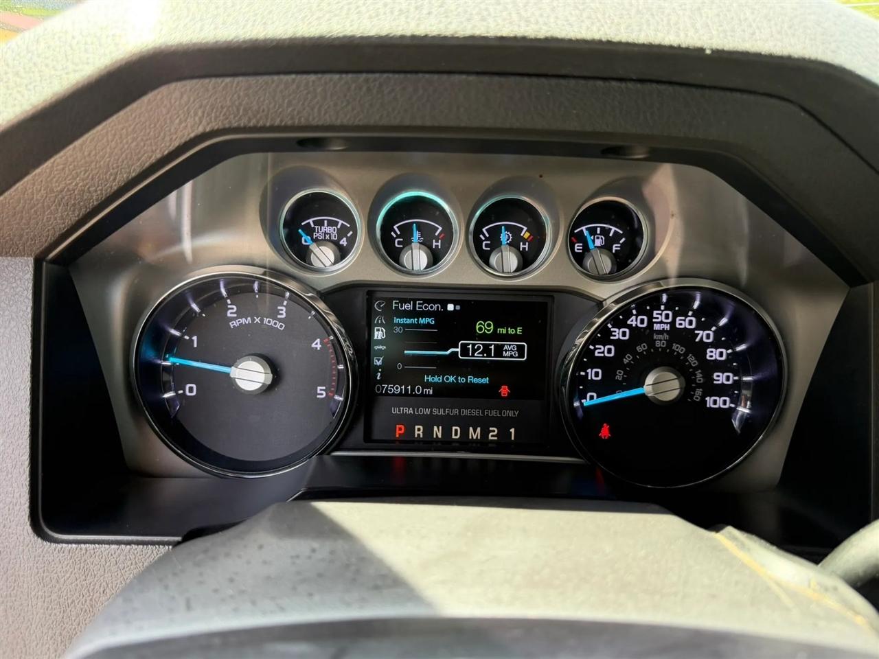 Ford Super Duty F-250 SRW 4WD Crew Cab 172" Platinum 2015