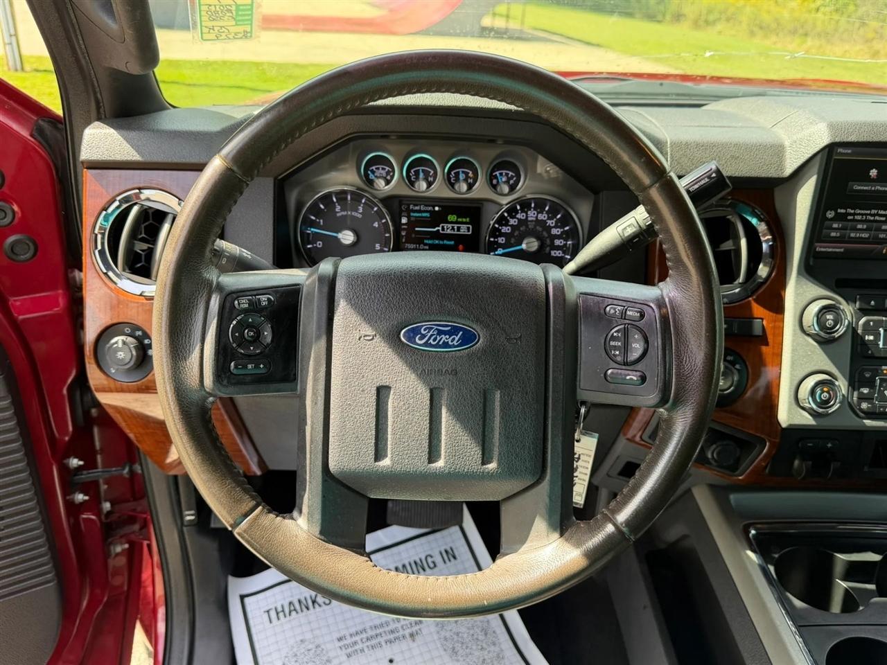 Ford Super Duty F-250 SRW 4WD Crew Cab 172" Platinum 2015