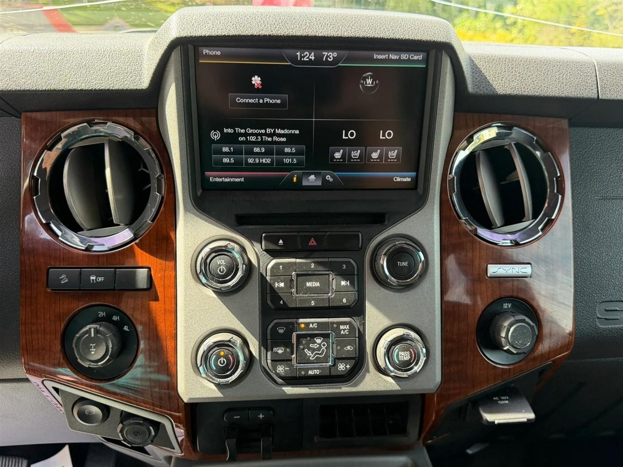 Ford Super Duty F-250 SRW 4WD Crew Cab 172" Platinum 2015
