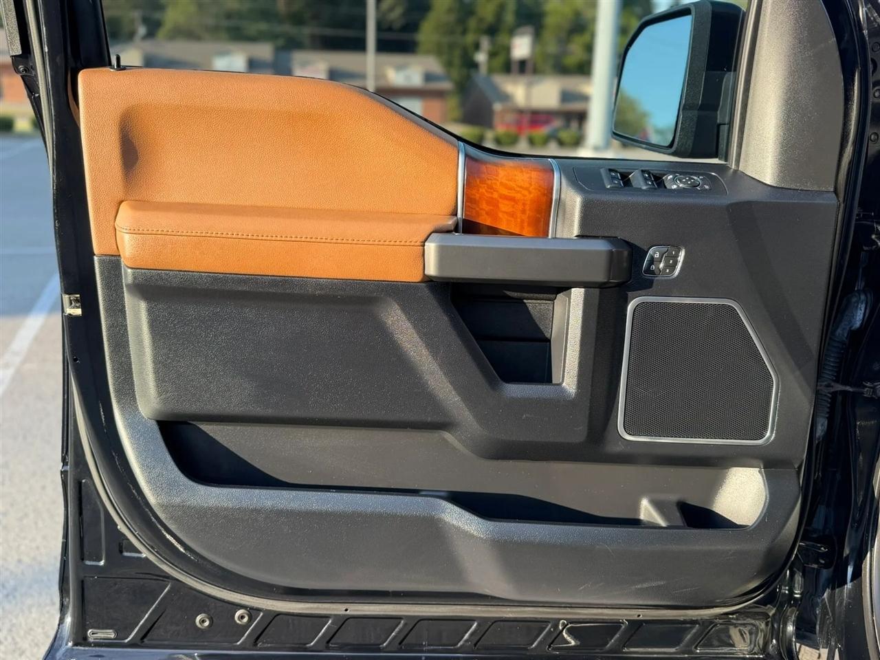 Ford F-150 4WD SuperCrew 145" King Ranch 2016