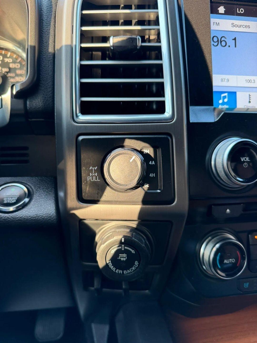Ford F-150 4WD SuperCrew 145" King Ranch 2016