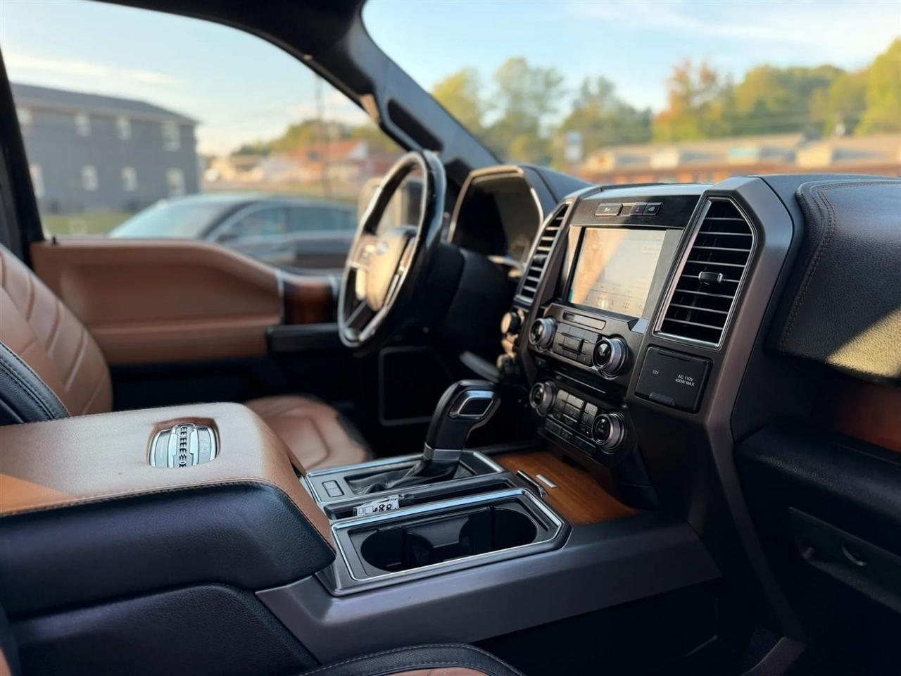 Ford F-150 4WD SuperCrew 145" King Ranch 2016