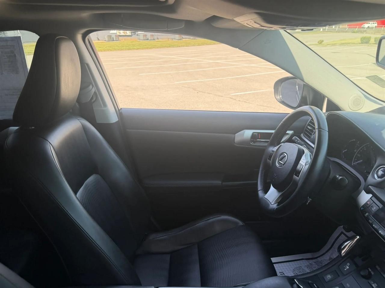 Lexus CT 200h FWD 4dr Hybrid 2012