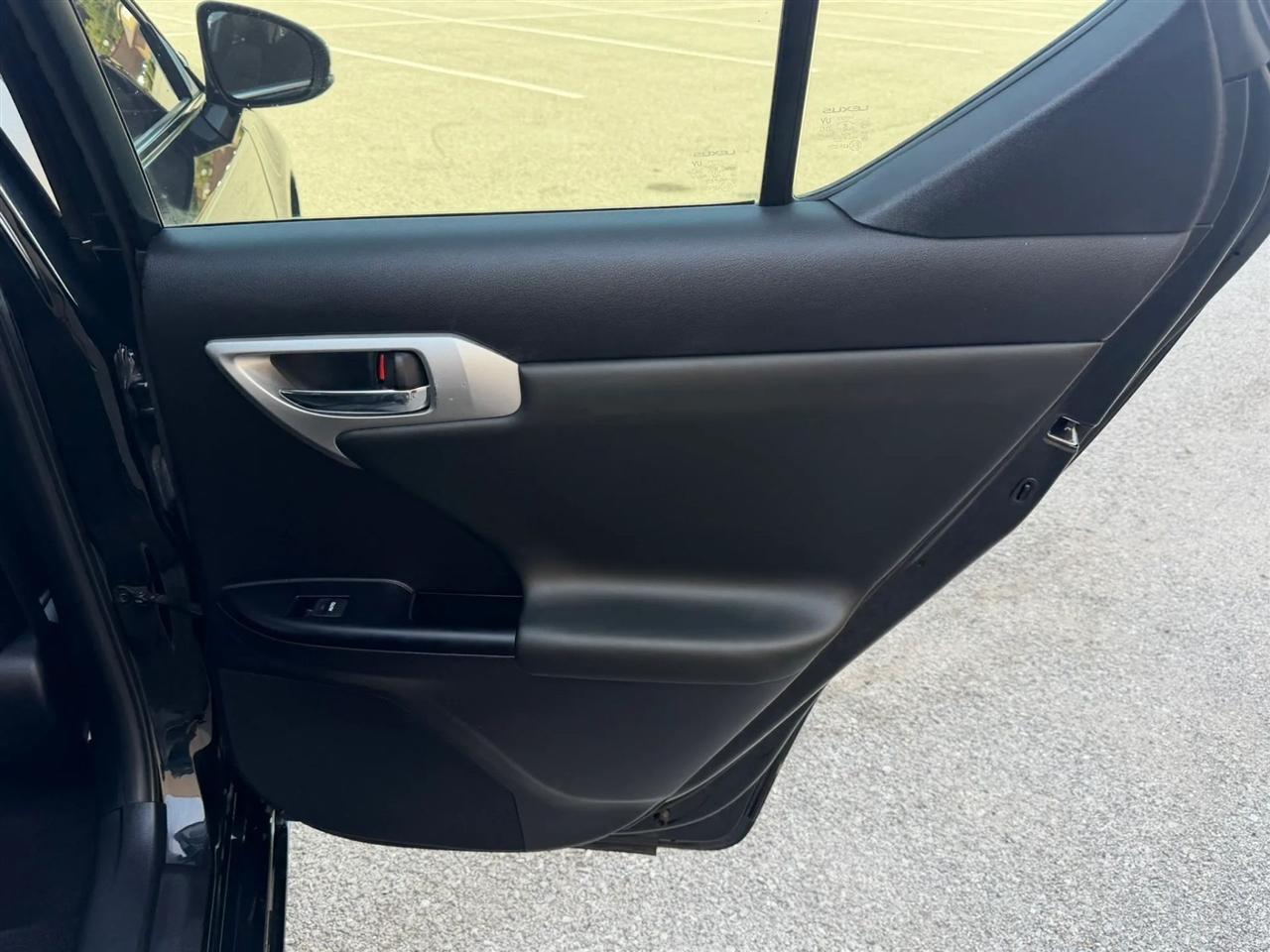 Lexus CT 200h FWD 4dr Hybrid 2012