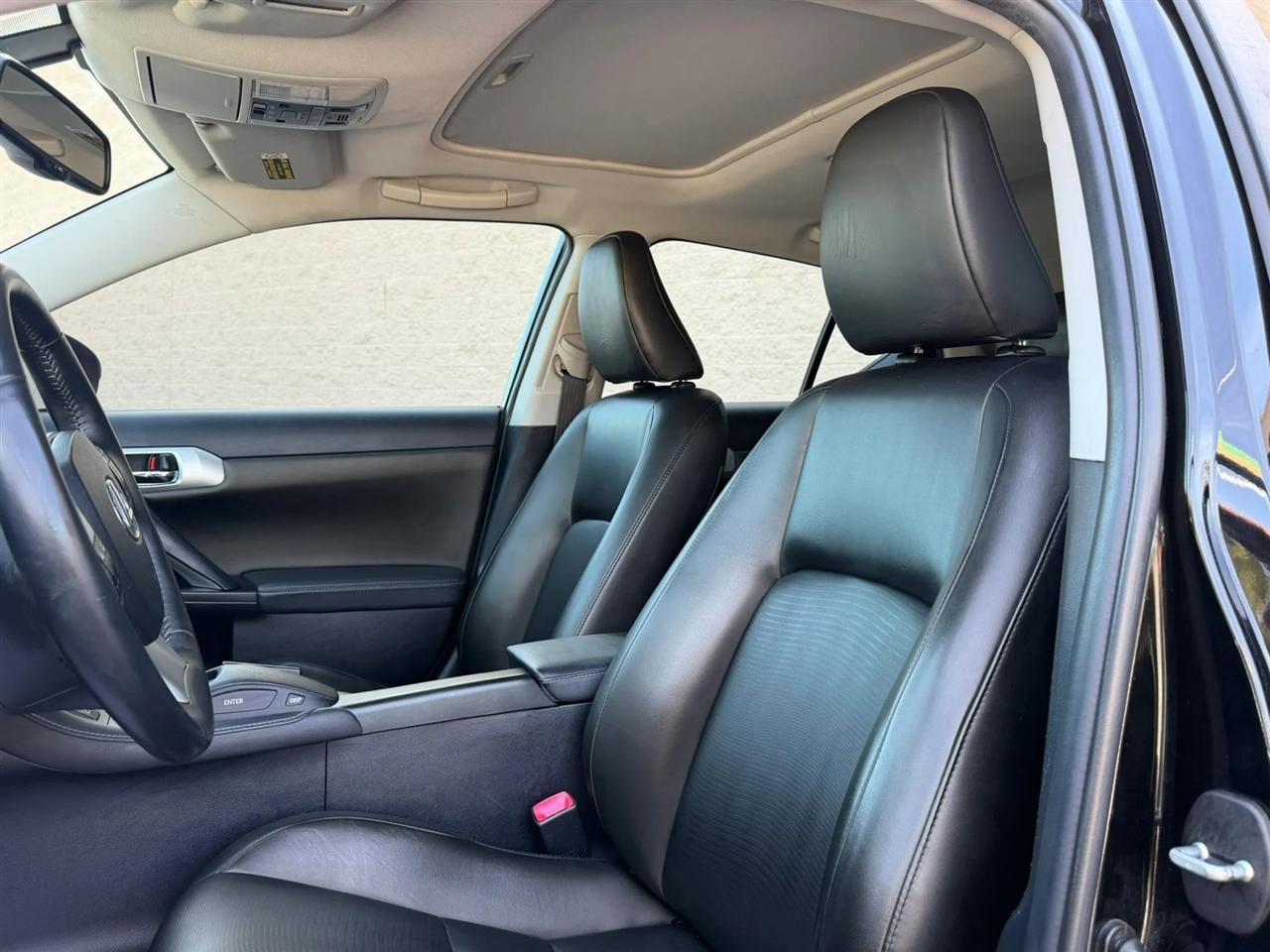 Lexus CT 200h FWD 4dr Hybrid 2012