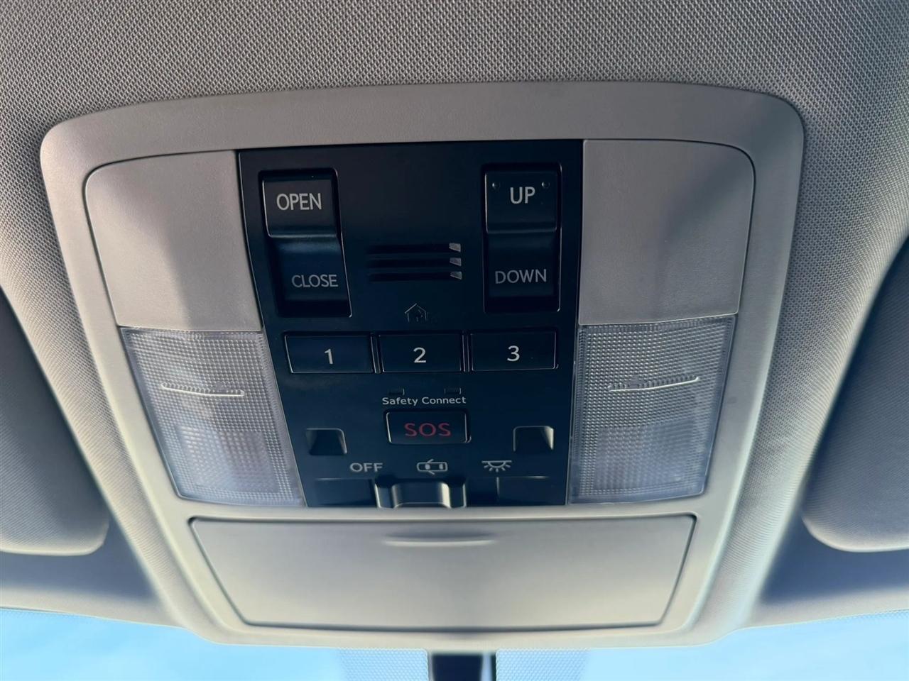 Lexus CT 200h FWD 4dr Hybrid 2012