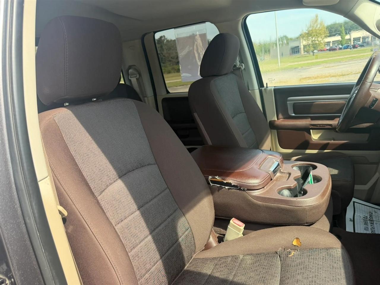 RAM 1500 2WD Quad Cab 140.5" Big Horn 2015