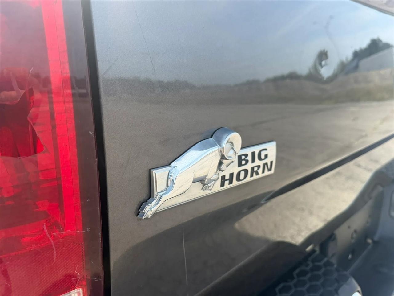RAM 1500 2WD Quad Cab 140.5" Big Horn 2015