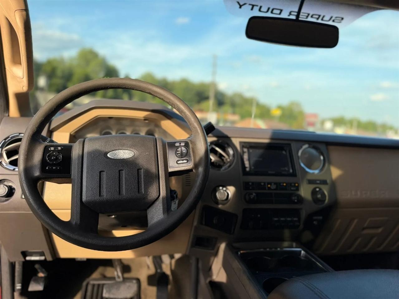 Ford Super Duty F-350 DRW 4WD Crew Cab 172" King Ranch 2012