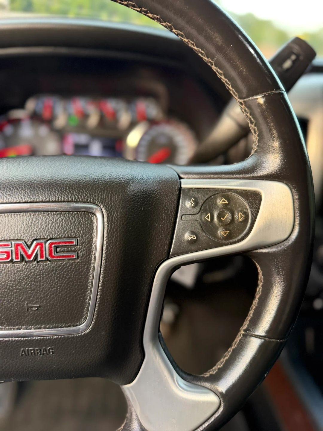 GMC Sierra 1500 4WD Double Cab 143.5" SLT 2014