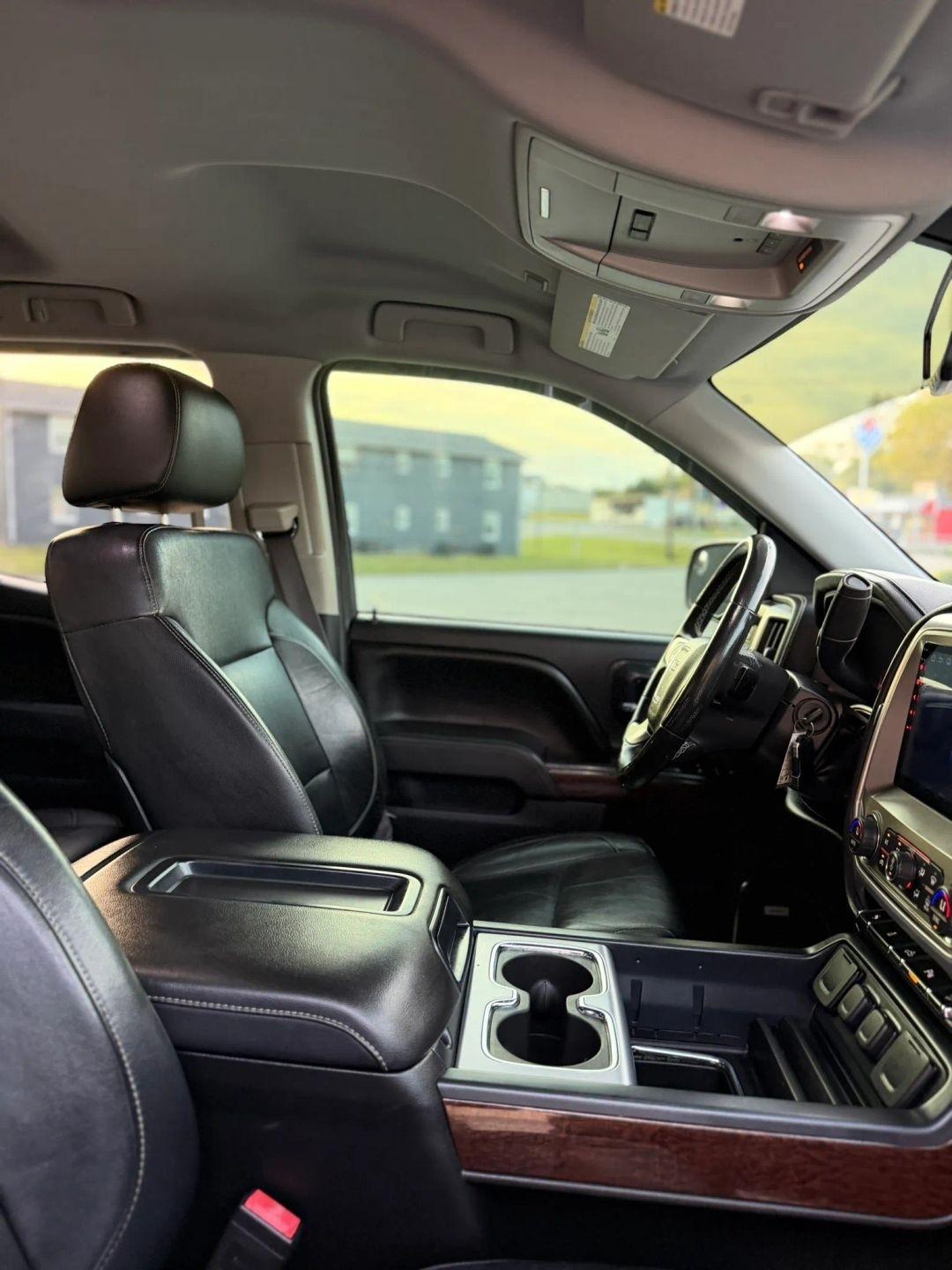 GMC Sierra 1500 4WD Double Cab 143.5" SLT 2014