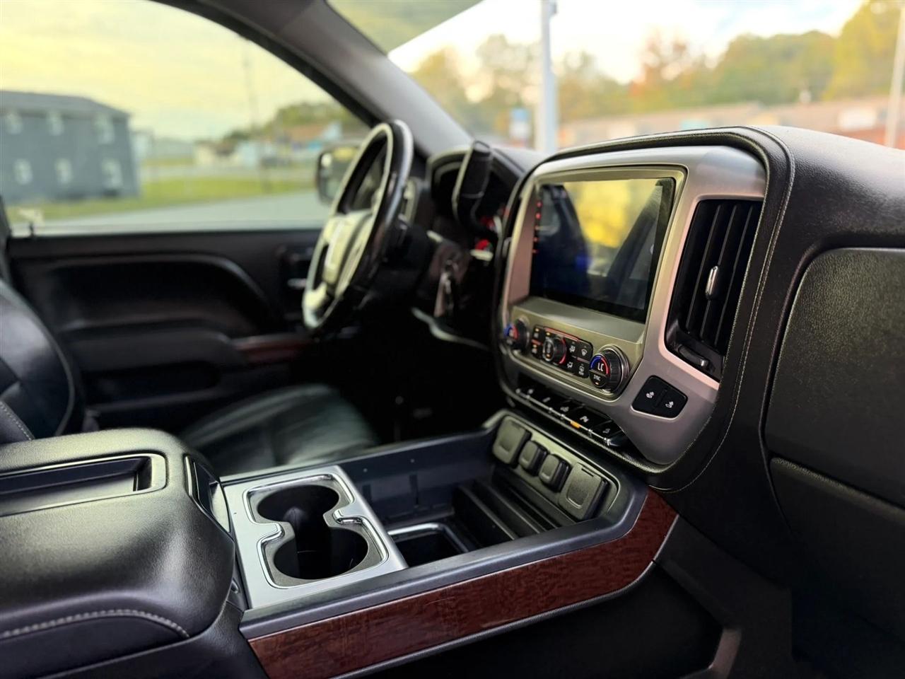 GMC Sierra 1500 4WD Double Cab 143.5" SLT 2014
