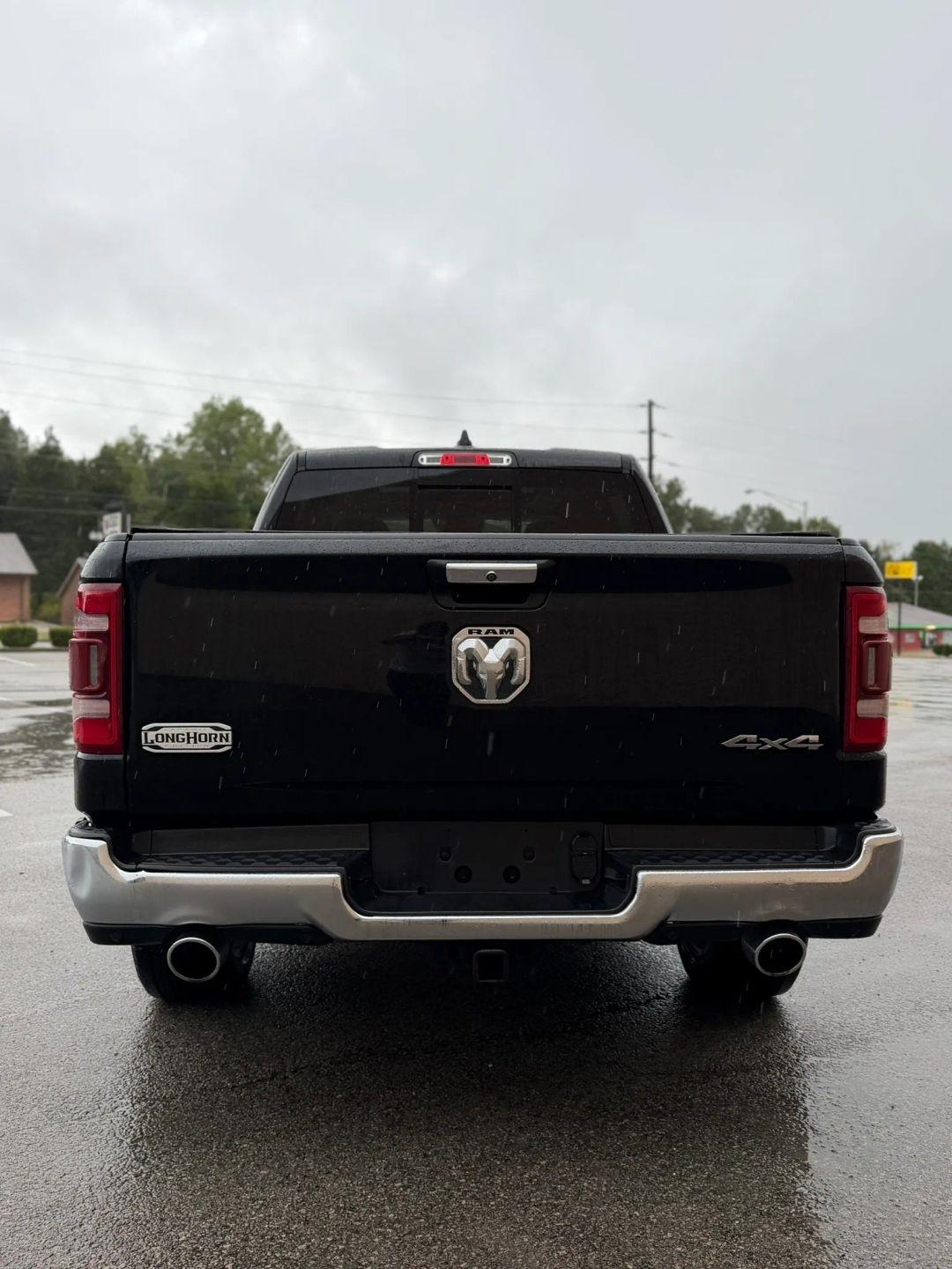 RAM 1500 Longhorn 4x4 Crew Cab 5'7" Box 2019