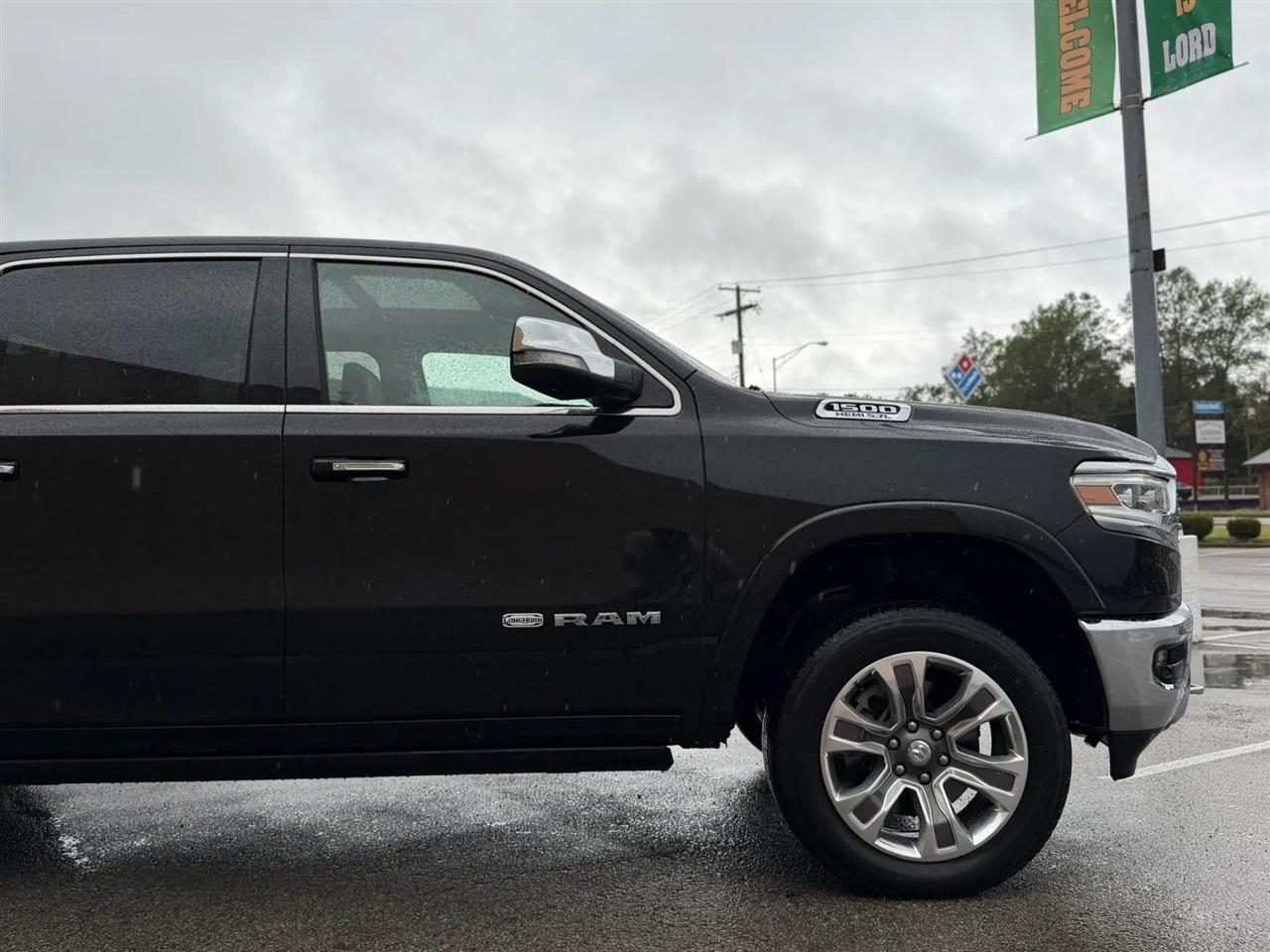 RAM 1500 Longhorn 4x4 Crew Cab 5'7" Box 2019