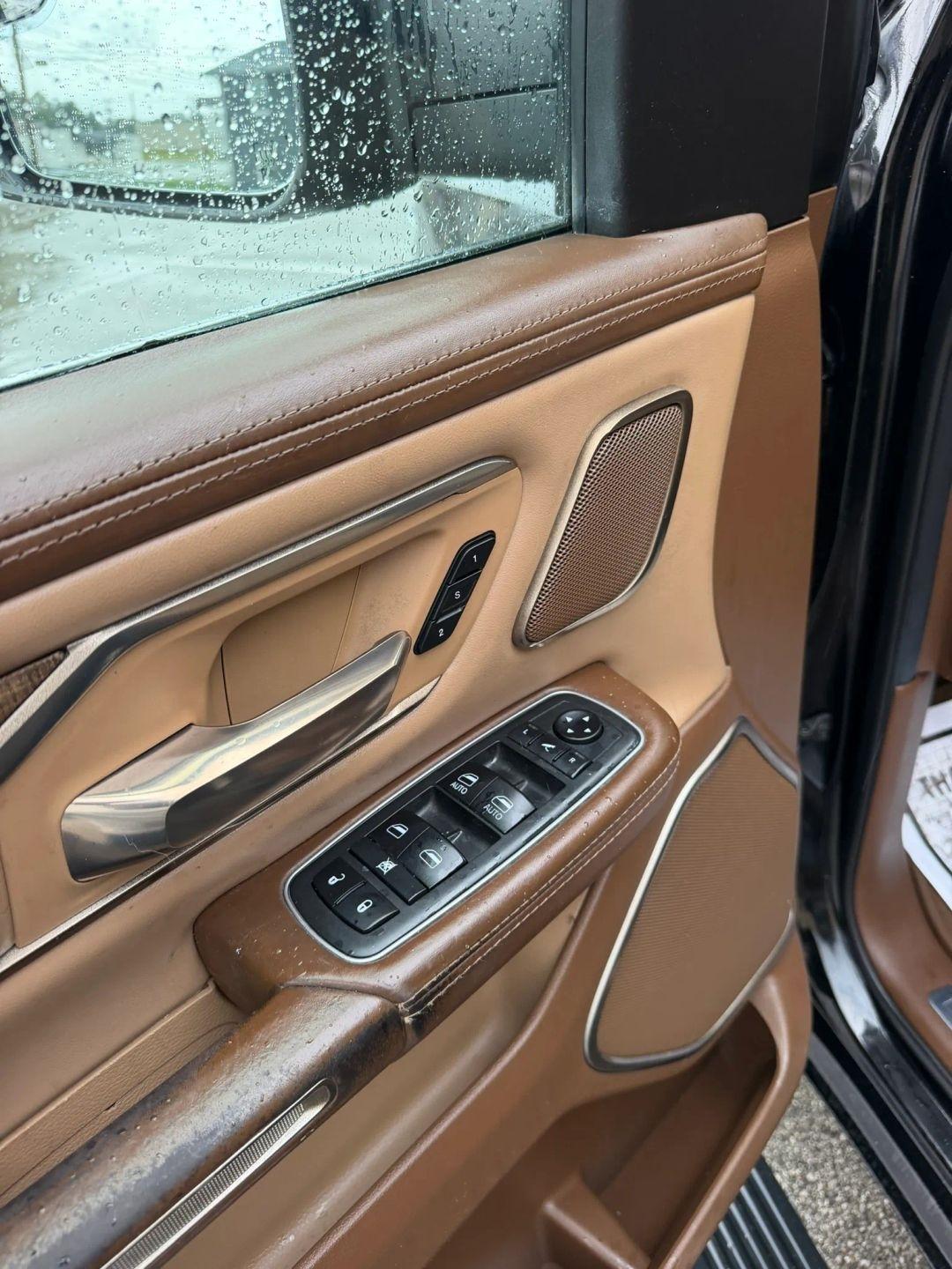 RAM 1500 Longhorn 4x4 Crew Cab 5'7" Box 2019