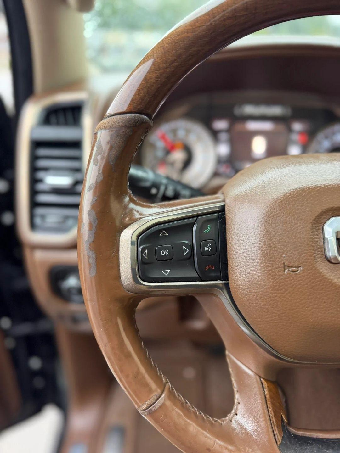 RAM 1500 Longhorn 4x4 Crew Cab 5'7" Box 2019