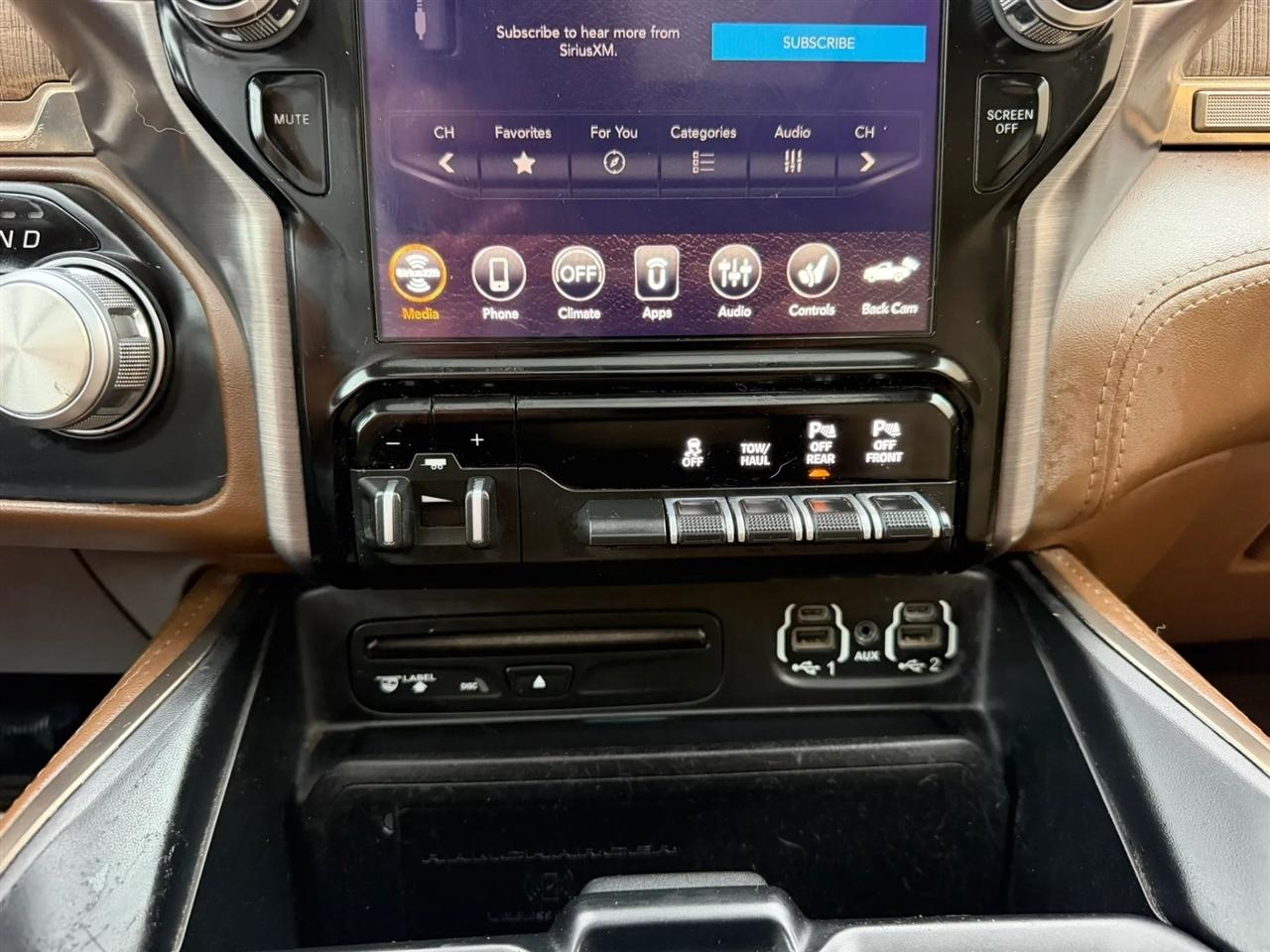 RAM 1500 Longhorn 4x4 Crew Cab 5'7" Box 2019