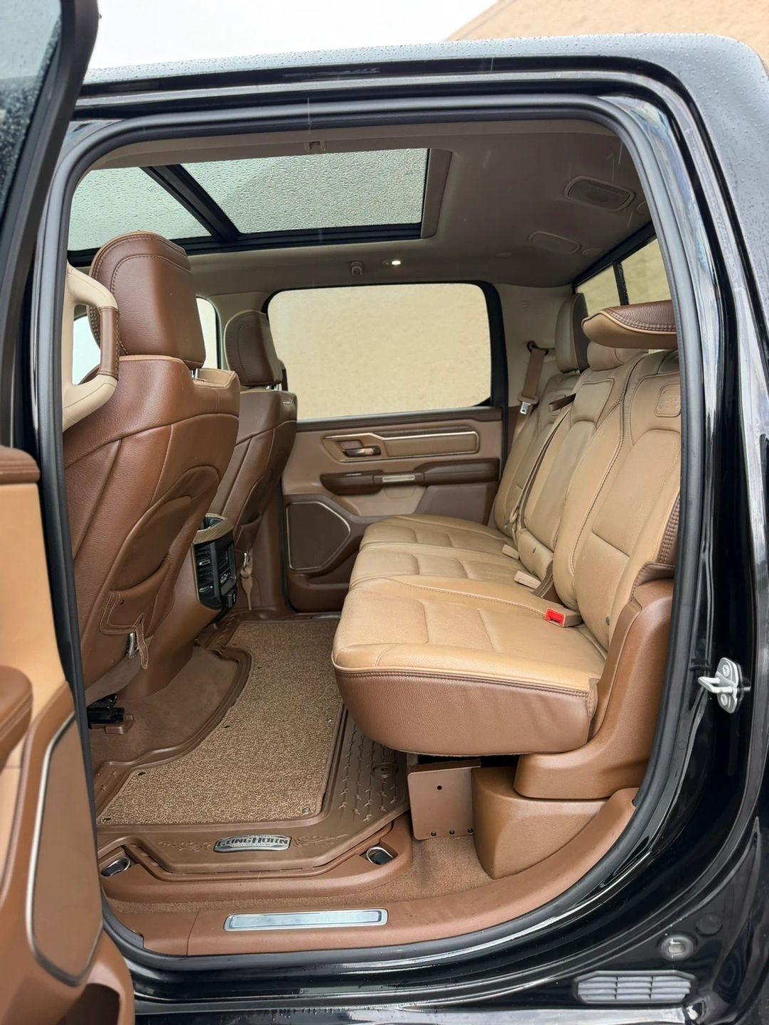 RAM 1500 Longhorn 4x4 Crew Cab 5'7" Box 2019