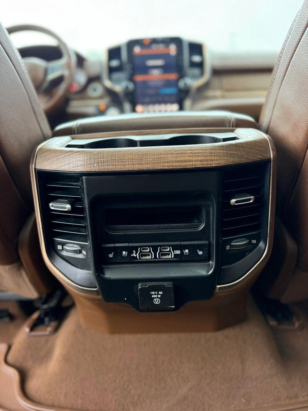 RAM 1500 Longhorn 4x4 Crew Cab 5'7" Box 2019