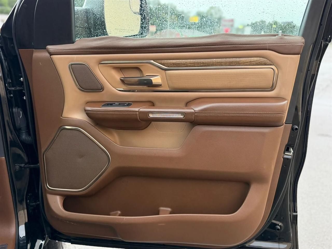 RAM 1500 Longhorn 4x4 Crew Cab 5'7" Box 2019
