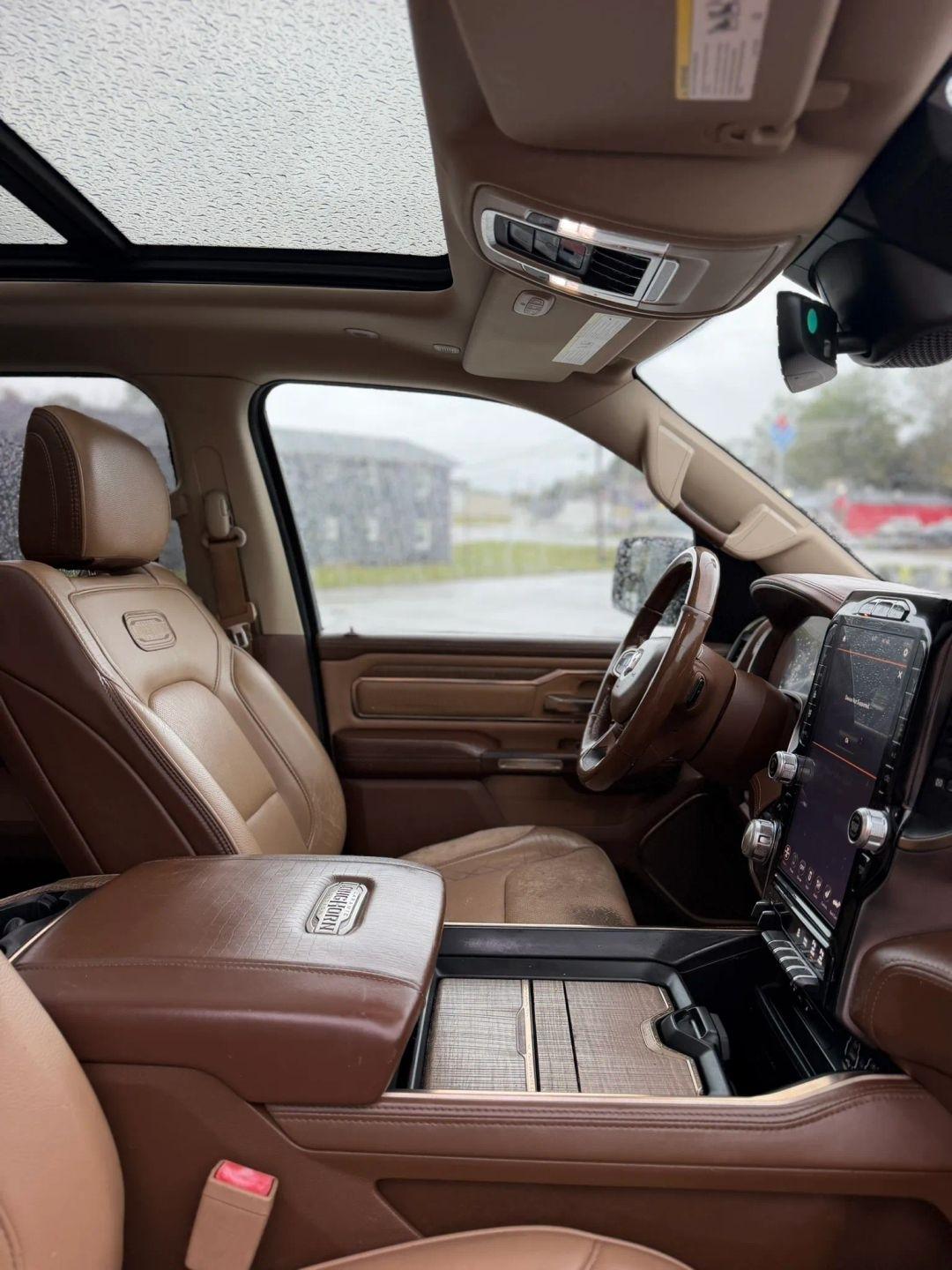 RAM 1500 Longhorn 4x4 Crew Cab 5'7" Box 2019