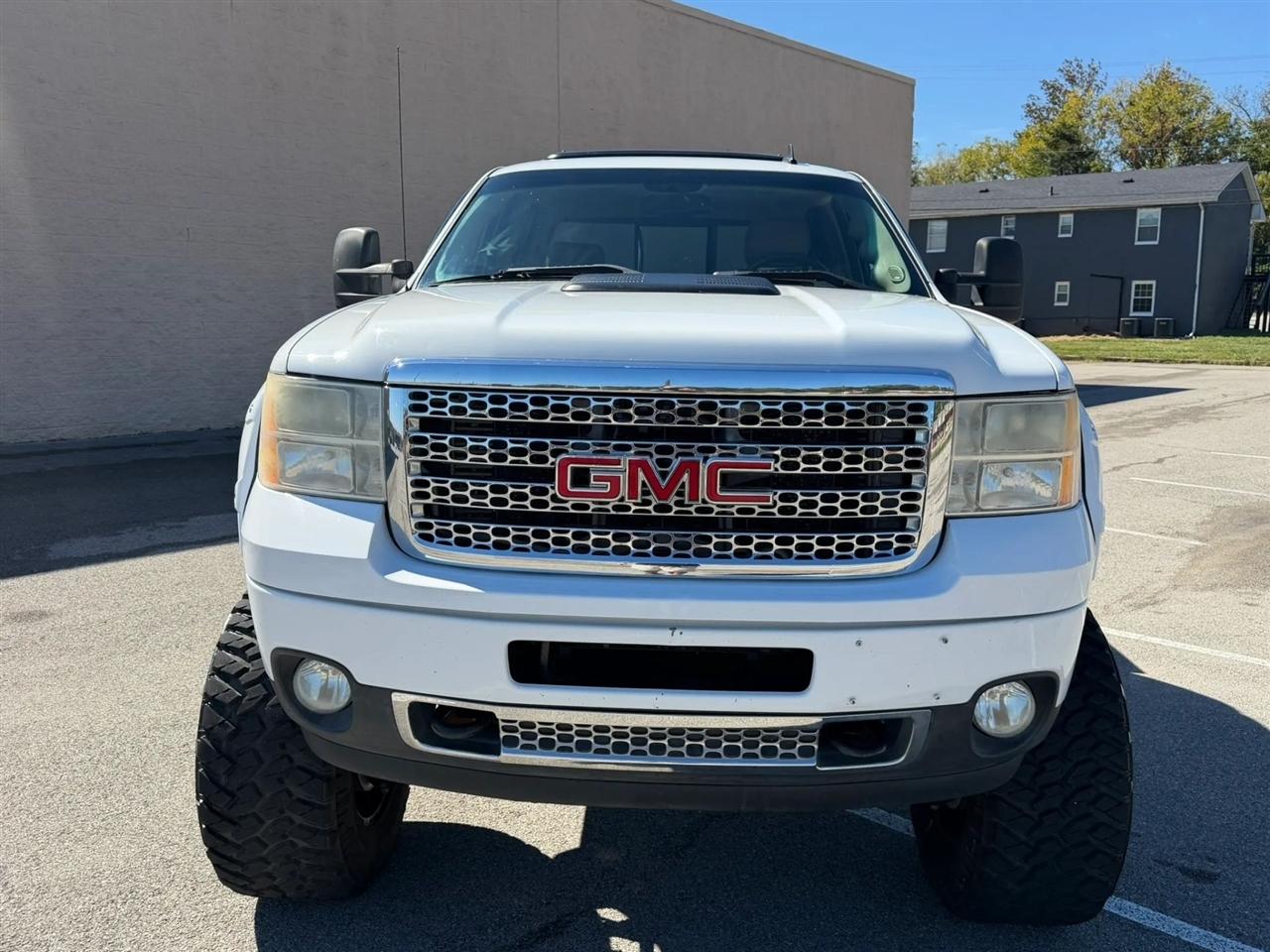 GMC Sierra 2500HD 4WD Crew Cab 153.7" Denali 2014