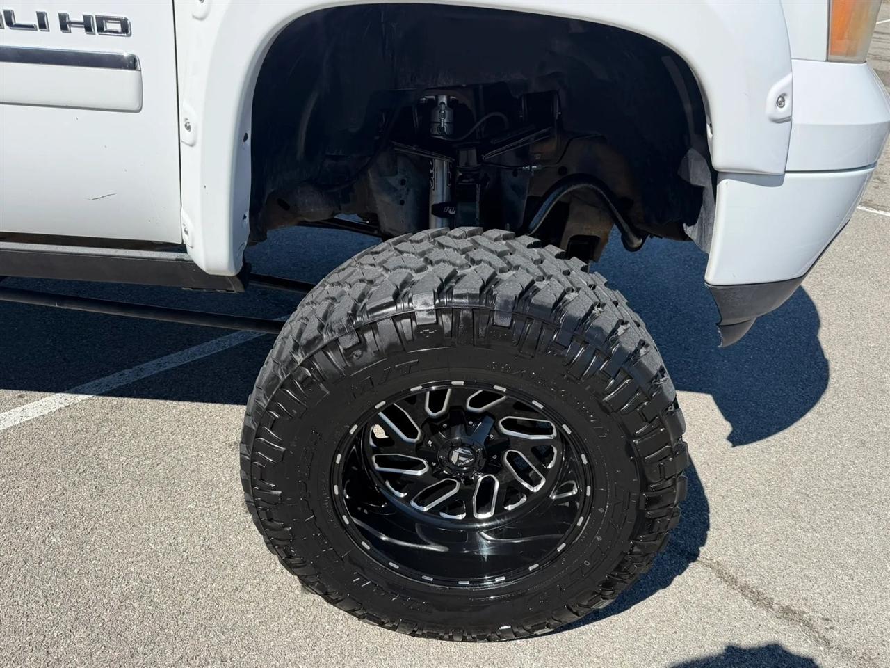 GMC Sierra 2500HD 4WD Crew Cab 153.7" Denali 2014