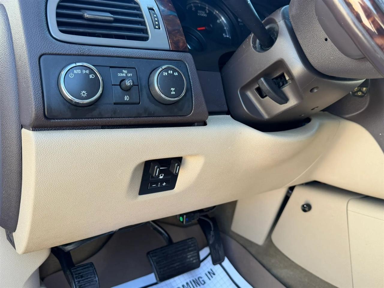 GMC Sierra 2500HD 4WD Crew Cab 153.7" Denali 2014