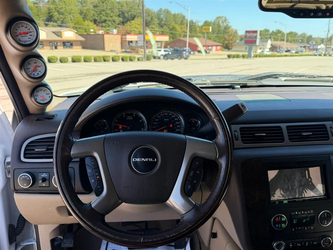 GMC Sierra 2500HD 4WD Crew Cab 153.7" Denali 2014