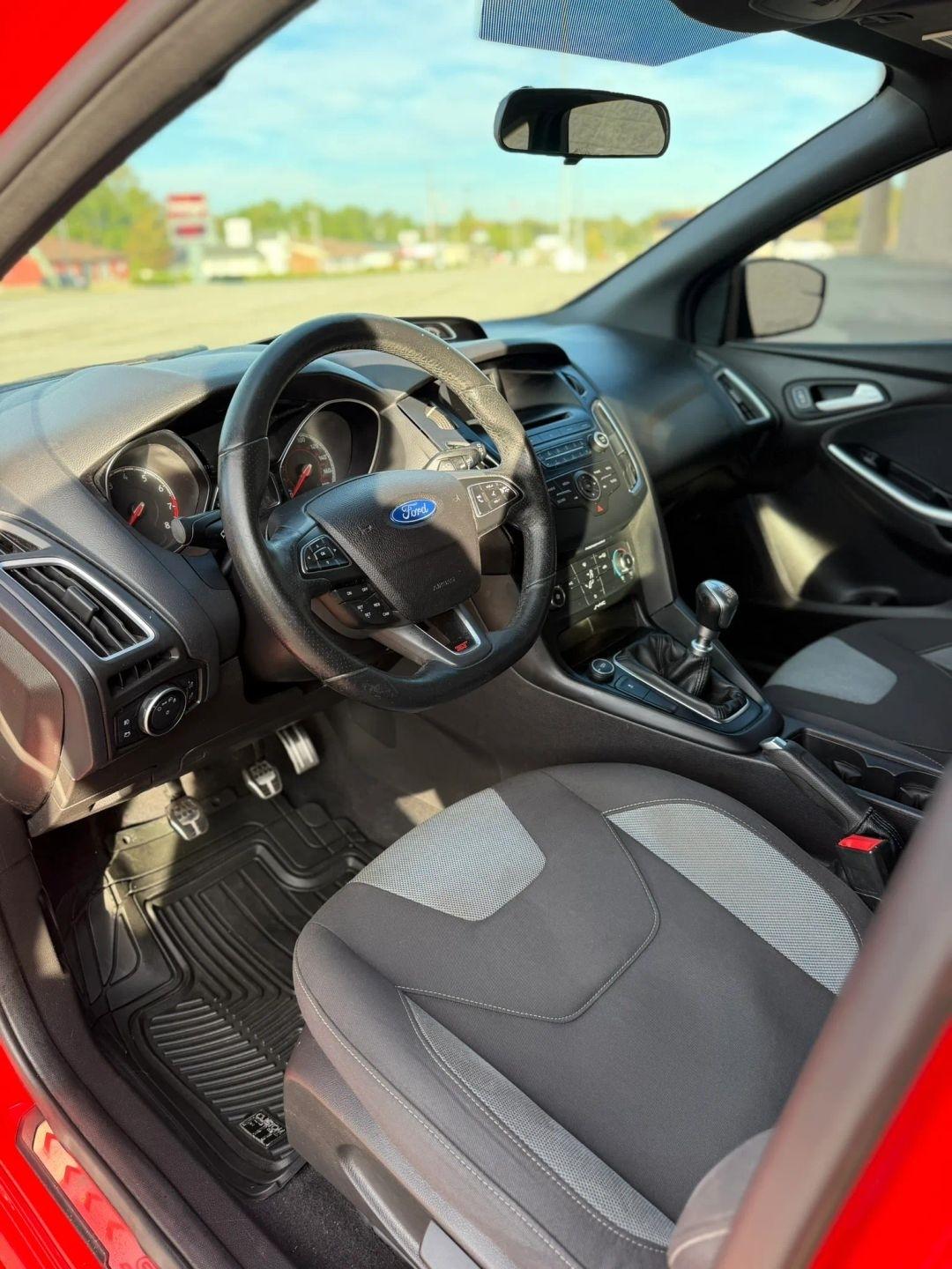 Ford Focus 5dr HB ST 2015