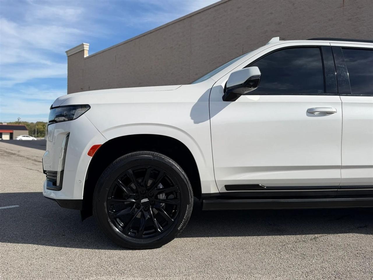 Cadillac Escalade 4WD 4dr Sport 2021
