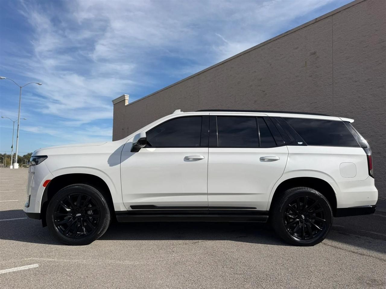 Cadillac Escalade 4WD 4dr Sport 2021