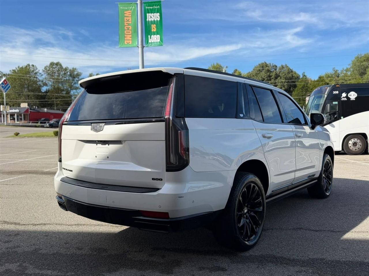 Cadillac Escalade 4WD 4dr Sport 2021