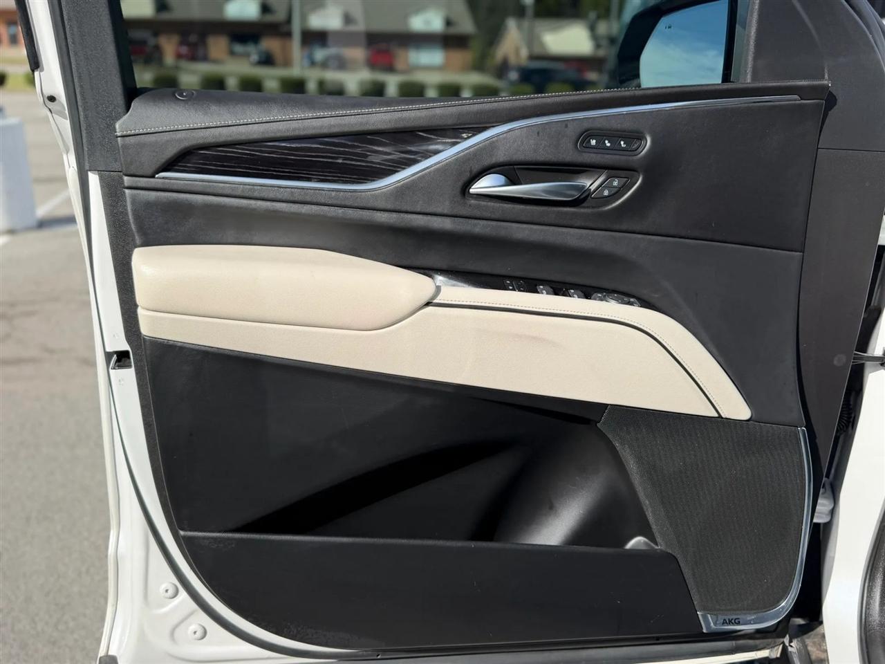 Cadillac Escalade 4WD 4dr Sport 2021