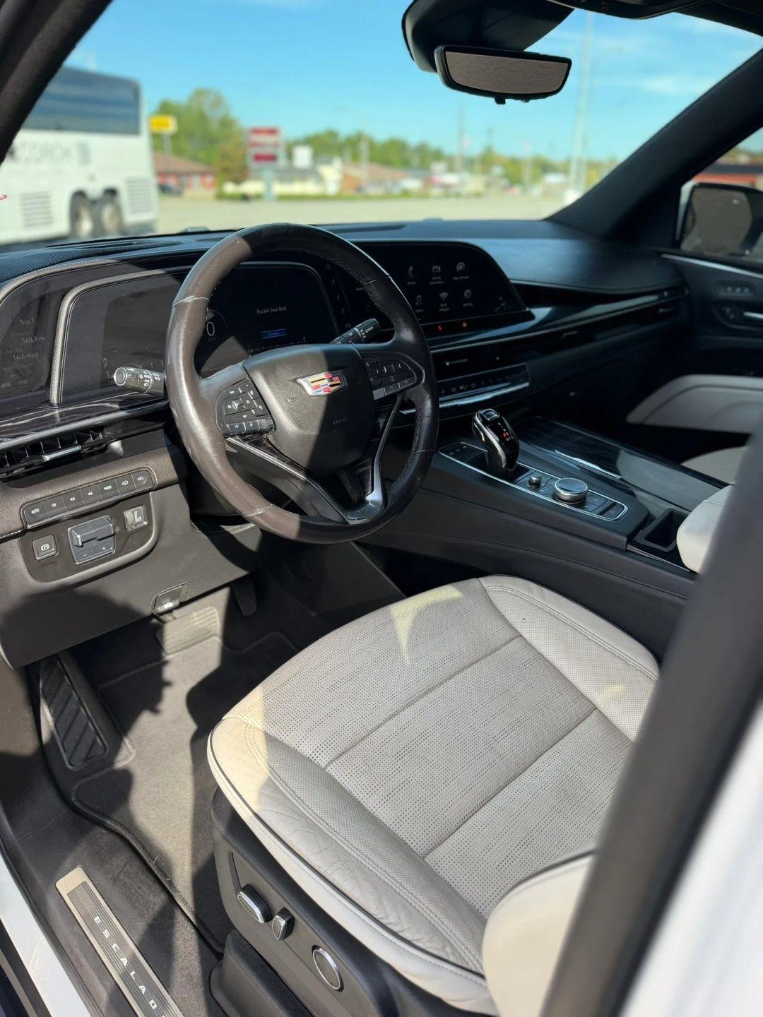 Cadillac Escalade 4WD 4dr Sport 2021