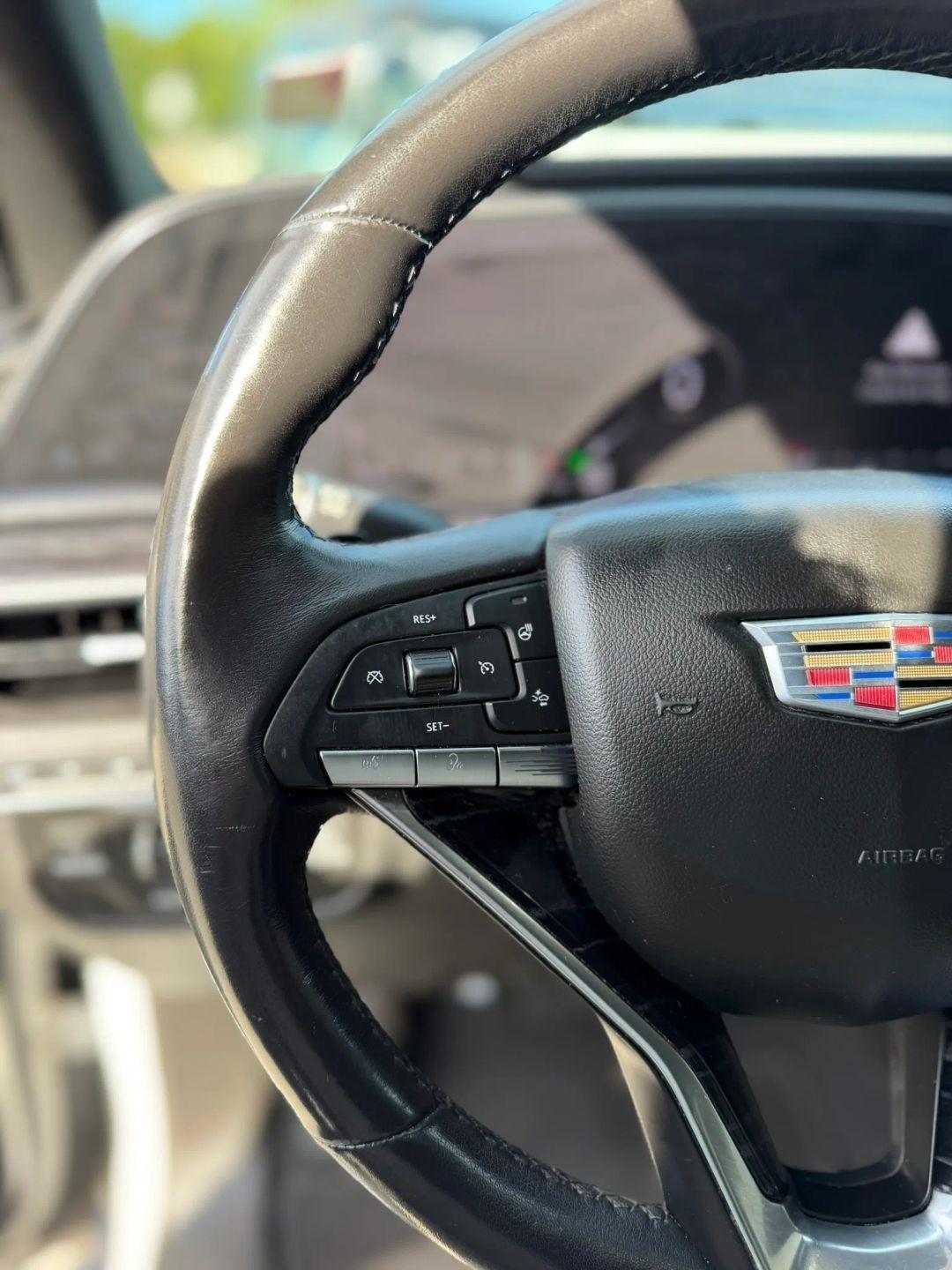 Cadillac Escalade 4WD 4dr Sport 2021