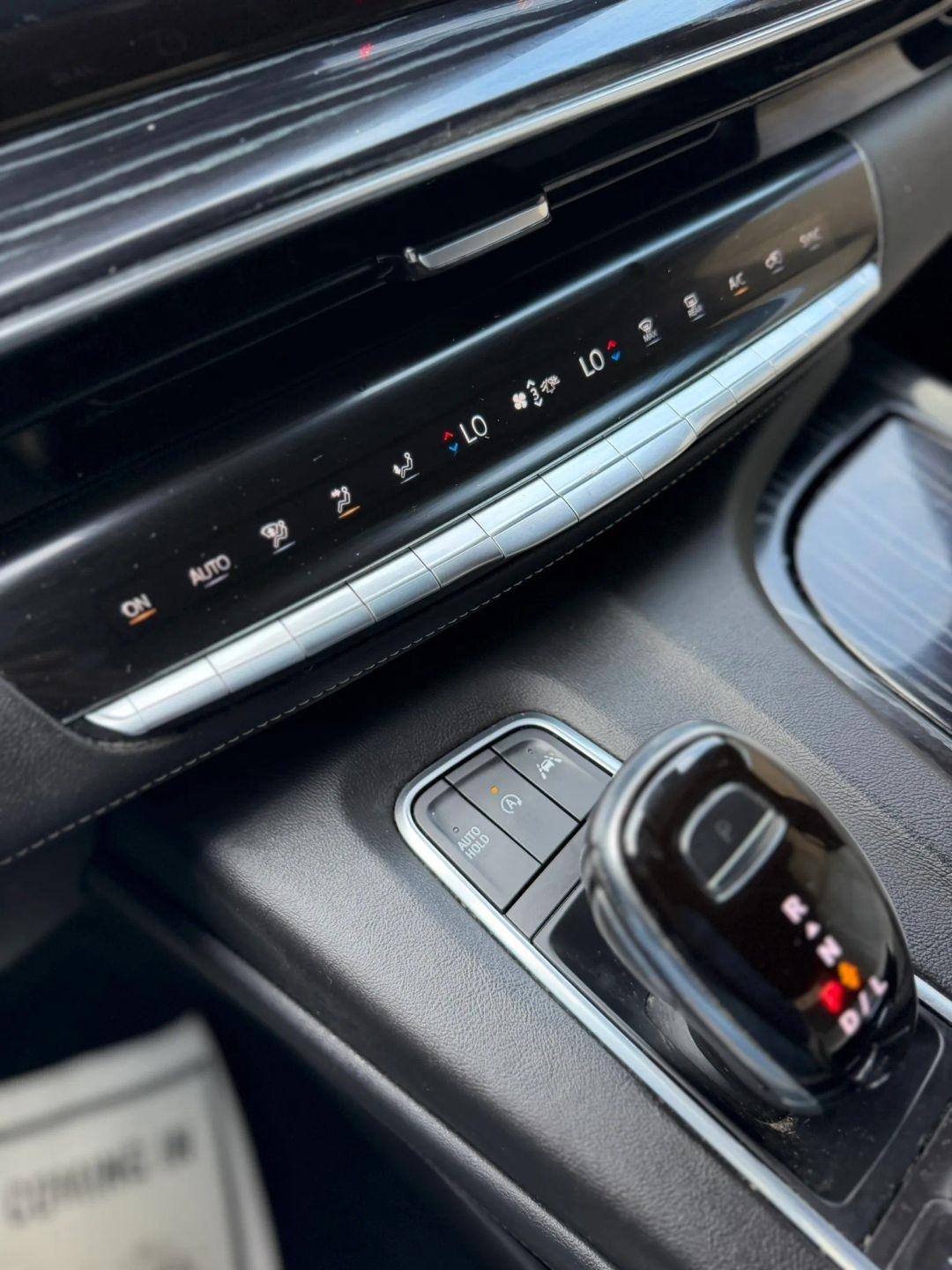 Cadillac Escalade 4WD 4dr Sport 2021