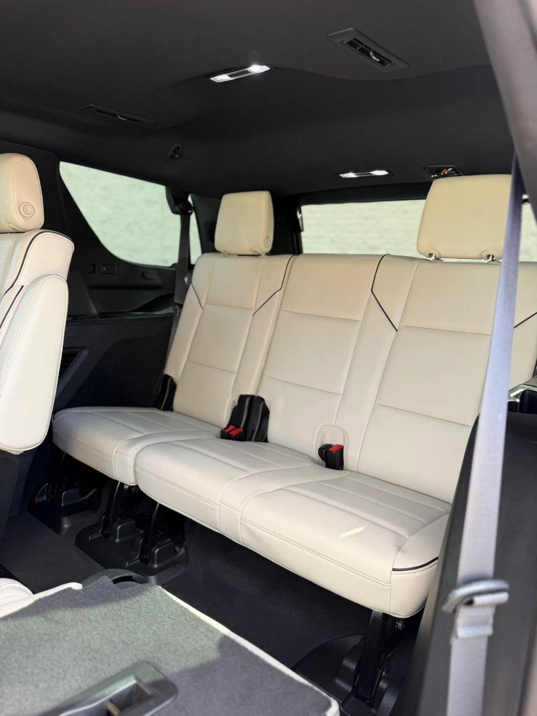 Cadillac Escalade 4WD 4dr Sport 2021