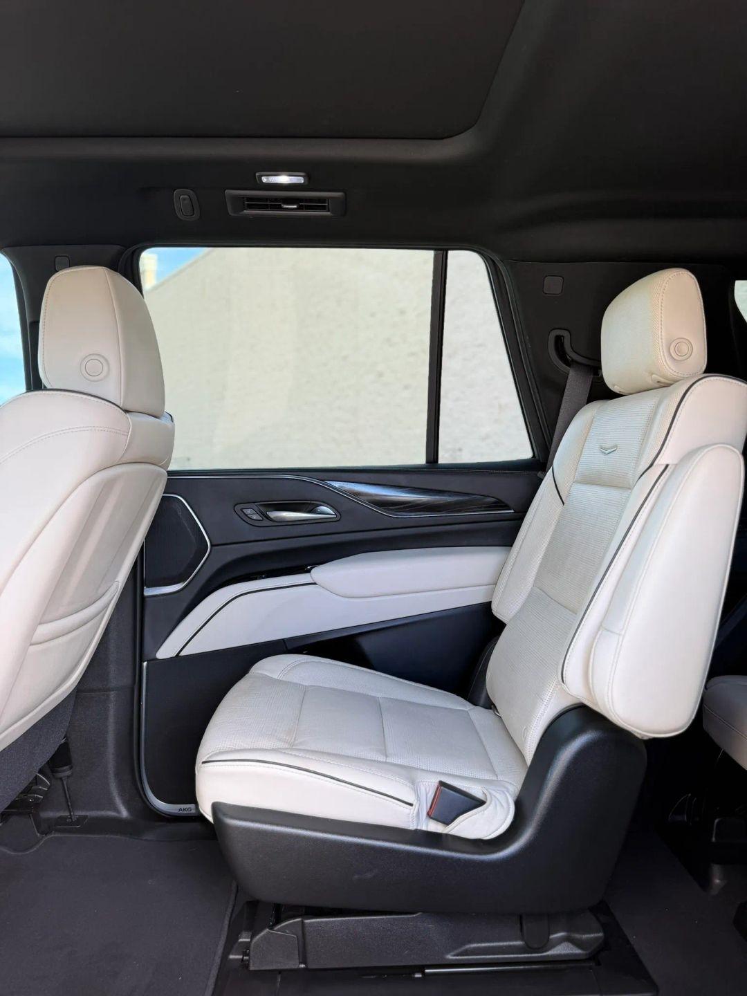 Cadillac Escalade 4WD 4dr Sport 2021